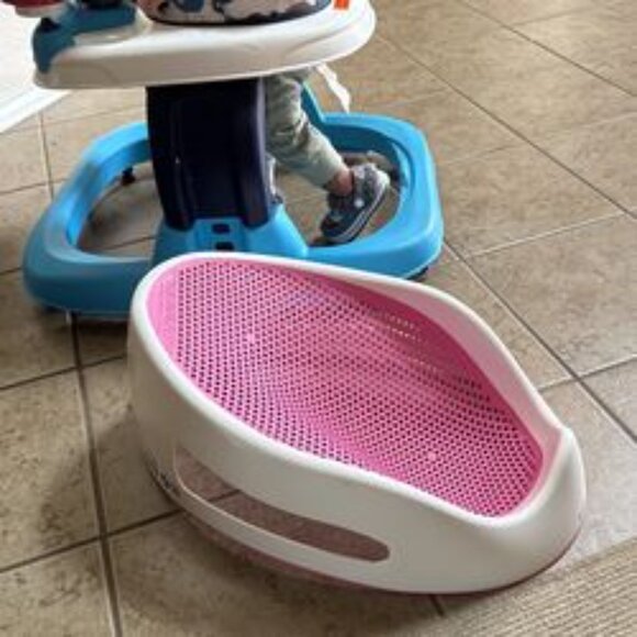 Baby Support Bath Seat - Picture 1 of 4